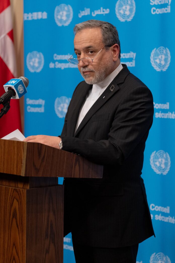 00int-iran-talks-1-jvkl-mobileMasterAt3x (1)