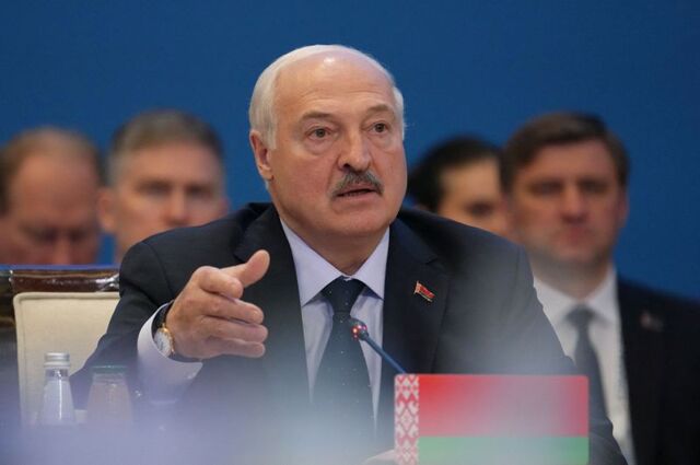 Belarusian President Lukashenko attends the summit of the Supreme Eurasian Economic Council in Astana